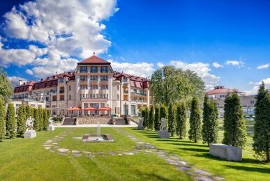 Thermia Palace ***** - Hotel-Außenansicht, Quelle: Thermia Palace *****