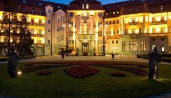 Thermia Palace ***** - Hotel-Außenansicht