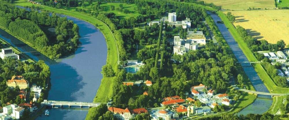 Thermia Palace ***** - Umgebung