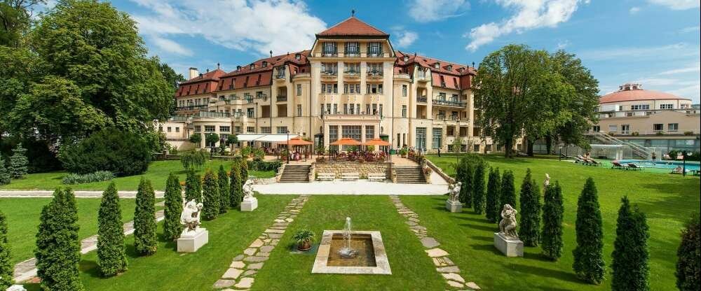 Thermia Palace ***** - Umgebung