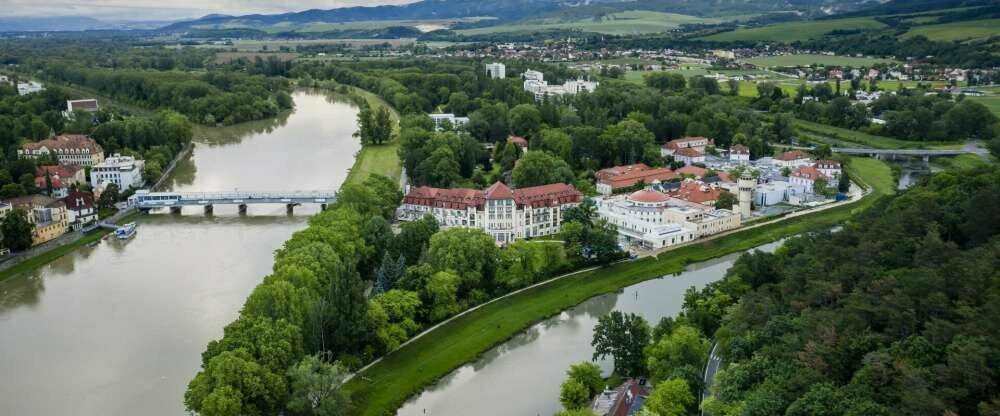 Thermia Palace ***** - Umgebung