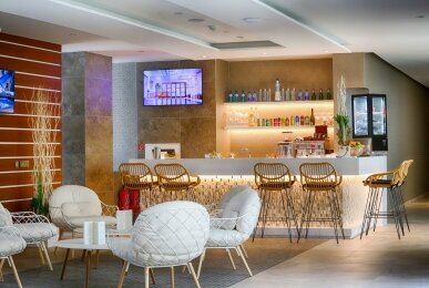Thermia Palace ***** - Poolbar, Quelle: Thermia Palace *****