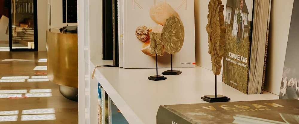 hier können Sie ein wenig schmökern