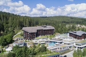 Vier Jahreszeiten am Schluchsee - Hotel-Außenansicht