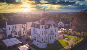 Villa Raab - Hotel-Außenansicht