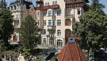 Villa Smetana - Hotel-Außenansicht
