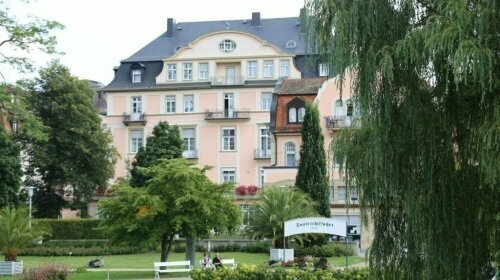 Villa Thea Kurhotel am Rosengarten - Hotel-Außenansicht