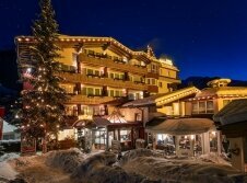 Vötter’s Hotel ****Kaprun - Hotel-Außenansicht
