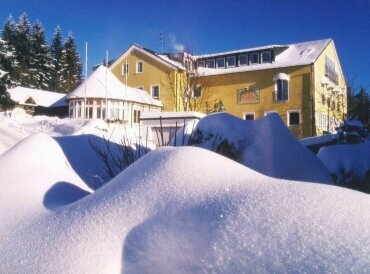 WAGNERS Hotel Schönblick - Hotel-Außenansicht, Quelle: WAGNERS Hotel Schönblick