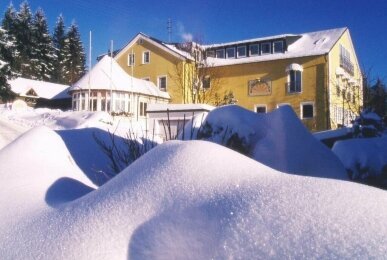 WAGNERS Hotel Schönblick - Hotel-Außenansicht, Quelle: WAGNERS Hotel Schönblick