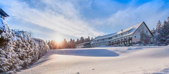 WAGNERS Sporthotel Oberhof - Hotel-Außenansicht, Quelle: WAGNERS Sporthotel Oberhof