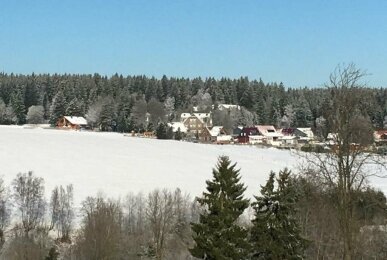 waldhotel AUSZEIT - Hotel-Außenansicht, Quelle: waldhotel AUSZEIT