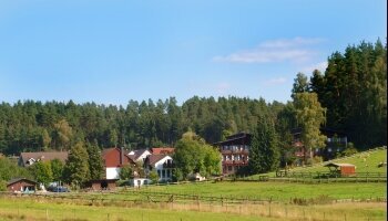 Waldhotel Bächlein - Hotel-Außenansicht