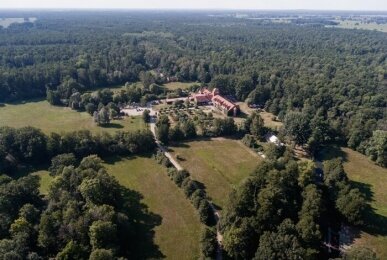Waldhotel Eiche - Hotel-Außenansicht, Quelle: Waldhotel Eiche