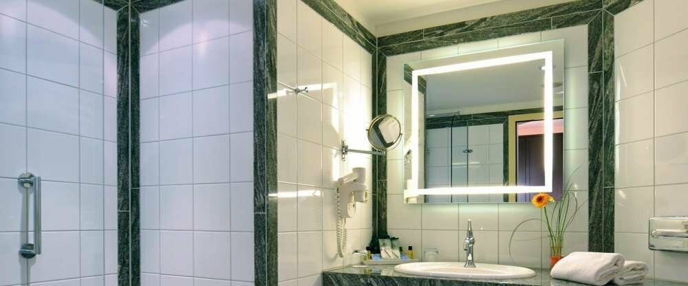 Waldhotel Heiligenhaus - Badezimmer