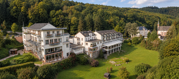 Waldhotel Rheingau - Hotel-Außenansicht, Quelle: Waldhotel Rheingau
