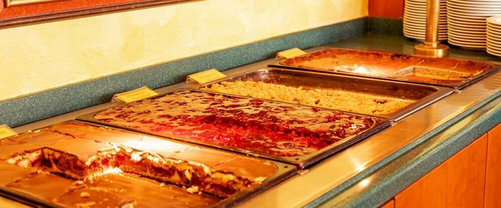 Täglich Kaffee und frisch gebackenen Blechkuchen - 14.30 bis 17.00 Uhr