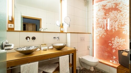 Waldhotel Tannenhäuschen  - Badezimmer