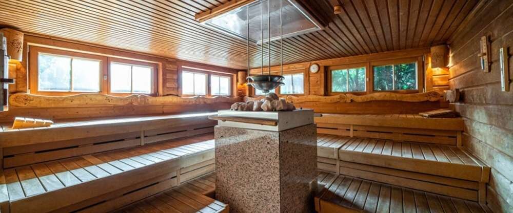 Waldhotel Tannenhäuschen - Wellnessbereich