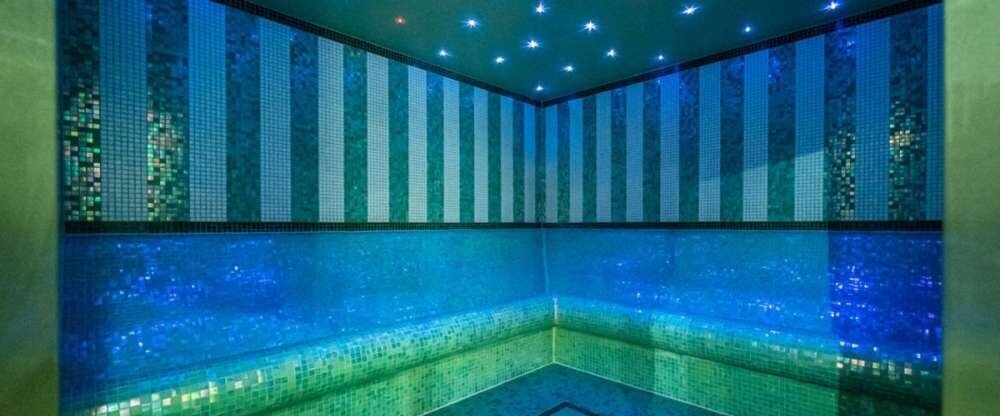 Waldhotel Tannenhäuschen - Wellnessbereich