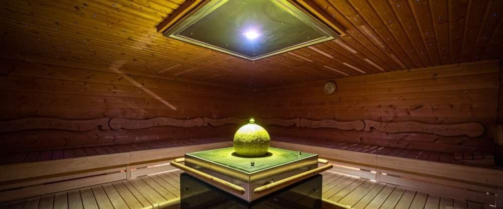 Waldhotel Tannenhäuschen - Wellnessbereich