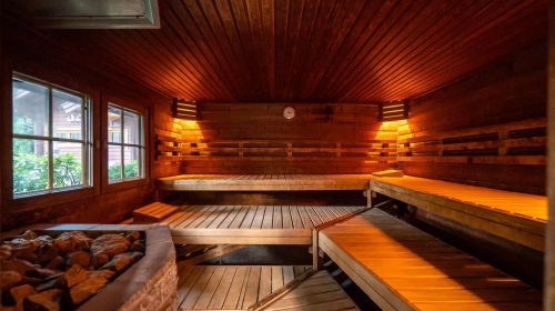 Waldhotel Tannenhäuschen  - Wellnessbereich