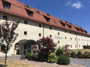 Hoteleingang, Quelle: Wasserschloss Klaffenbach Schlosshotel Chemnitz