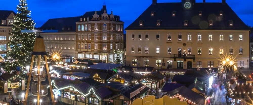 Weihnachtsmarkt direkt vor dem Hotel