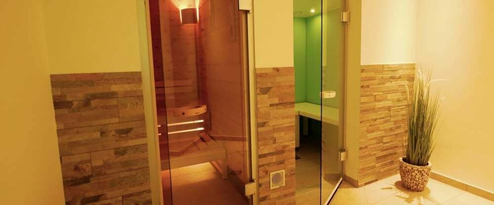Sauna und Dampfbad