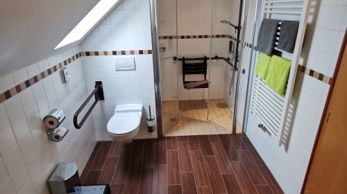 Doppelzimmer Superior 
Badezimmer - barrierefrei