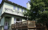 Wellness Hotel Centrál - Hotel-Außenansicht 