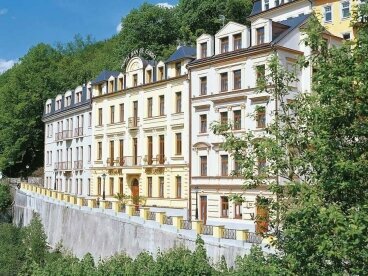 Wellness Hotel Jean de Carro - Hotel-Außenansicht, Quelle: Wellness Hotel Jean de Carro