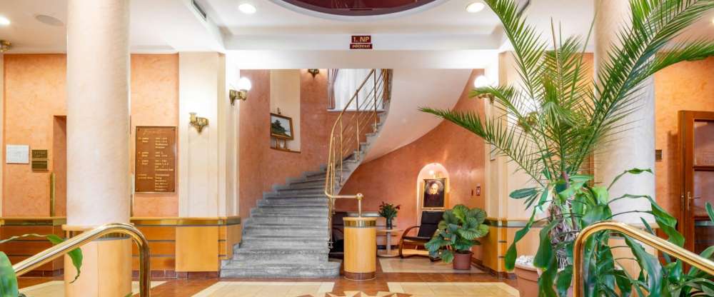 Wellness Hotel Jean de Carro - Hotel-Innenansicht