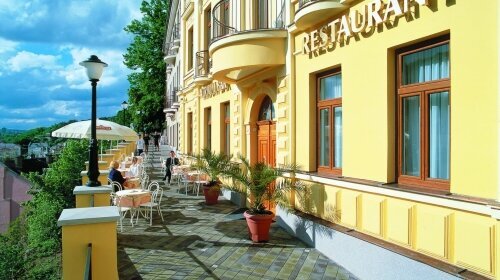Wellness Hotel Jean de Carro - Terrasse/Außenbereich
