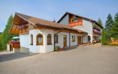 Wellness Hotel Talblick - Hotel-Außenansicht