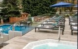 Wellnessgarten, Pool, Whirlpool, Aussensauna und Liegebereich