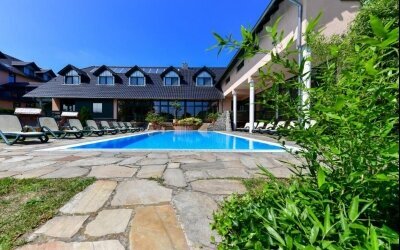 Wellnesshotel Christinenhof & Spa - Hotel-Außenansicht