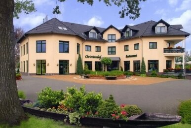 Wellnesshotel Christinenhof & Spa - Hotel-Außenansicht, Quelle: Wellnesshotel Christinenhof & Spa