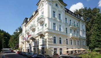 Westend - Hotel-Außenansicht