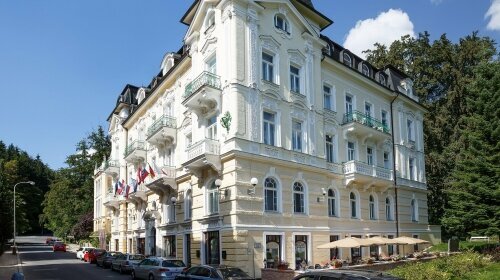 Westend - Hotel-Außenansicht