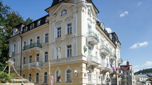 Westend - Hotel-Außenansicht