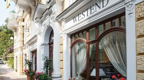 Westend - Hotel-Außenansicht