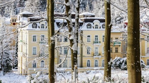 Westend - Hotel-Außenansicht