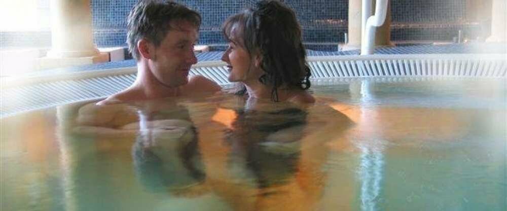 Whirlpool des Wellnessbereichs