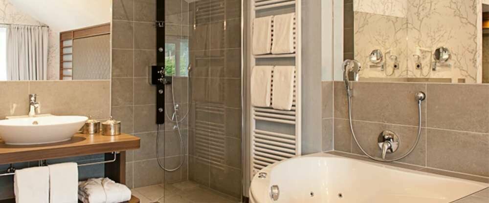 Whirlwanne im Zimmer