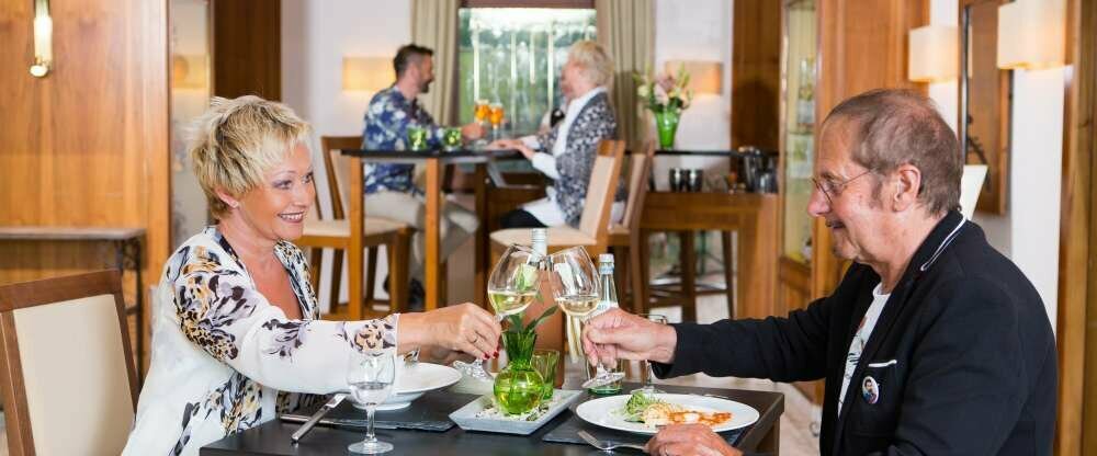 Wintergarten mit Bar