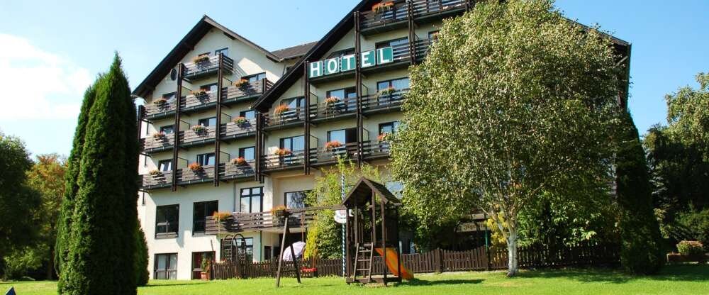 Wohlfühlhotel DER JÄGERHOF - Hotel-Außenansicht