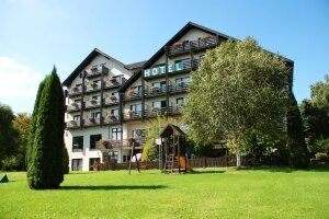 Wohlfühlhotel DER JÄGERHOF - Hotel-Außenansicht