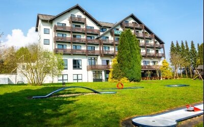 Wohlfühlhotel DER JÄGERHOF - Hotel-Außenansicht