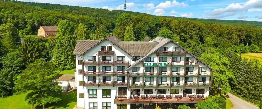 Wohlfühlhotel DER JÄGERHOF - Terrasse/Außenbereich
